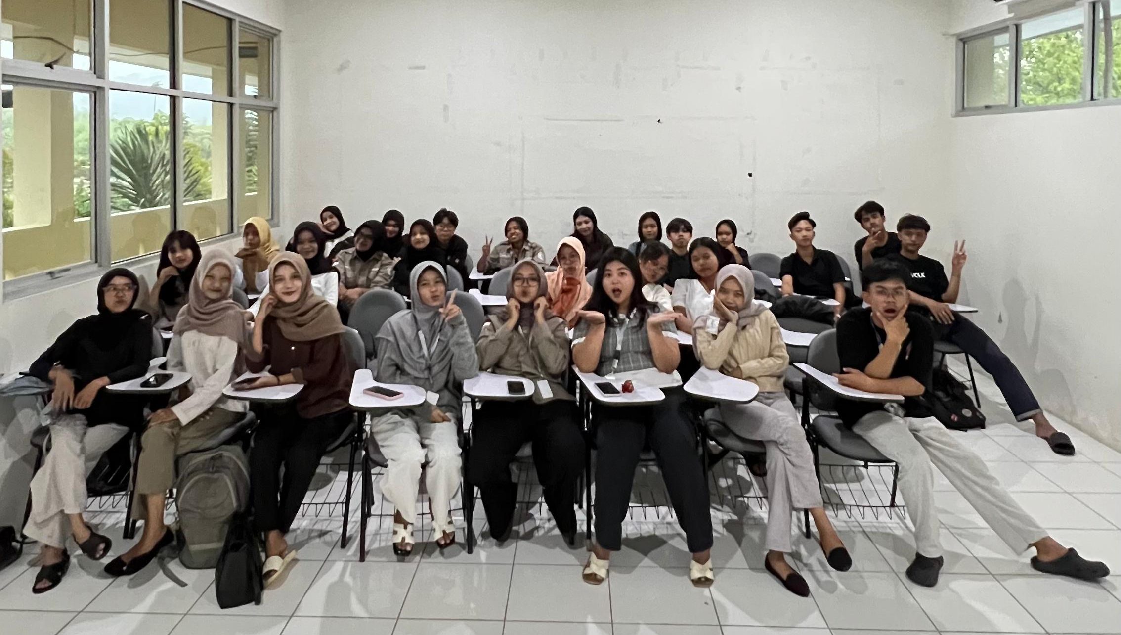 Komunitas Talk In: Wadah Melatih Public Speaking dan Kepercayaan Diri