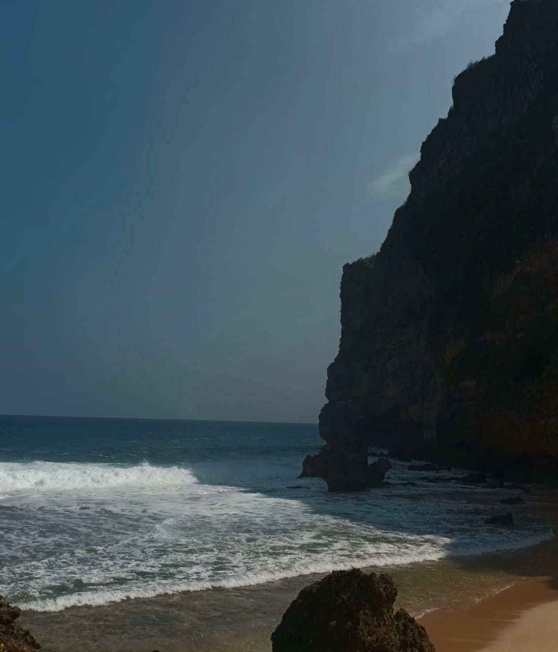 Pesona Pantai Karang Payung : Rekomendasi Wisata di Wonogiri yang Wajib Dikunjungi