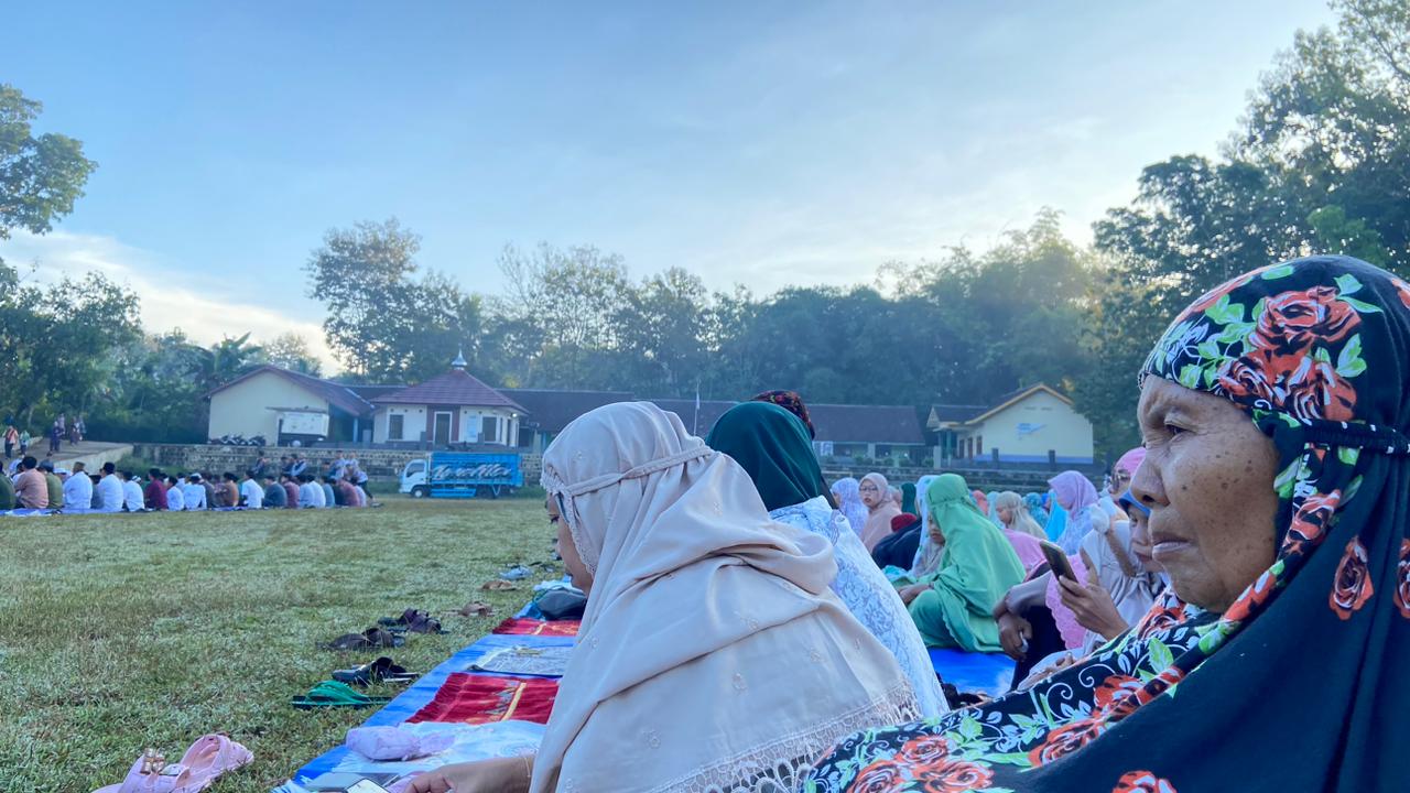 Memperkuat Ukhuwah dan Syukur Pelaksanaan Shalat Idul Adha 2026 di Lapangan Desa Cangkring Jatiroto